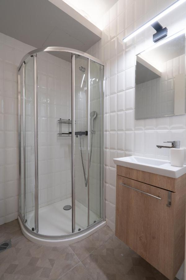 ☆Kalimarmaro 3Bd Apt For Max Fun & Comfortability☆ Ateny Zewnętrze zdjęcie